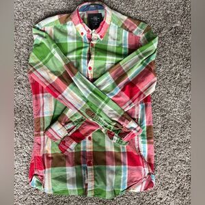 Men’s red and green plaid button down shirt
